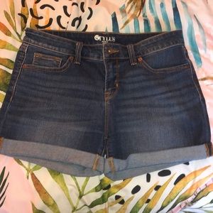 FINAL OFFER! Women’s denim shorts